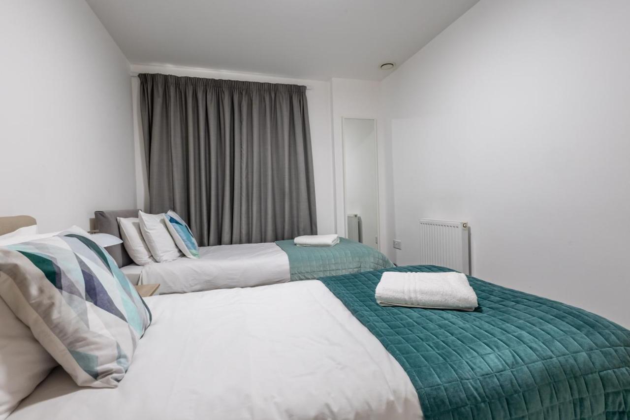 Seaview West Coast - Exceptional - 2 Bedrooms Sleeps 5 -Stunning Sea Views - 500 Metres To Beach Μπόρνμουθ Εξωτερικό φωτογραφία